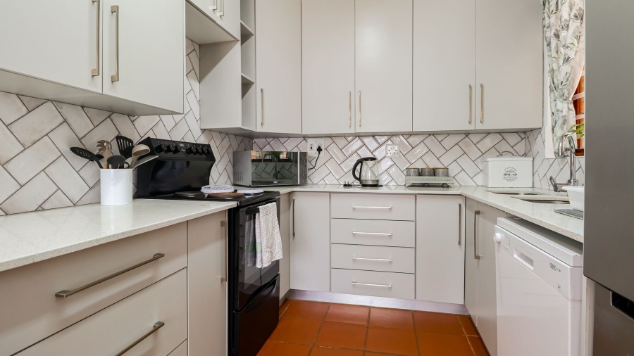 4 Bedroom Property for Sale in Stilbaai Wes Western Cape